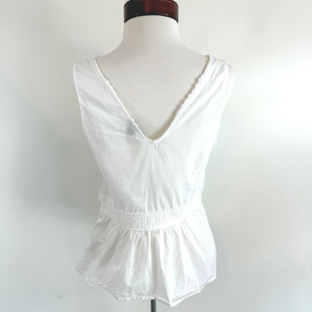The Limited White Crochet Lace Sequin Tank Top V-Neck Cotton Cottage Coastal M - Picture 6 of 13